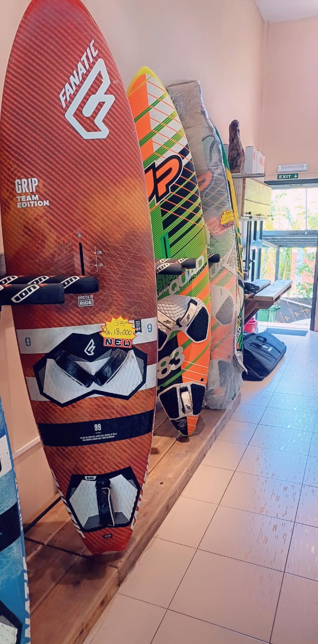 Fanatic 99ltrs Grip Team Edition Windsurf good condition